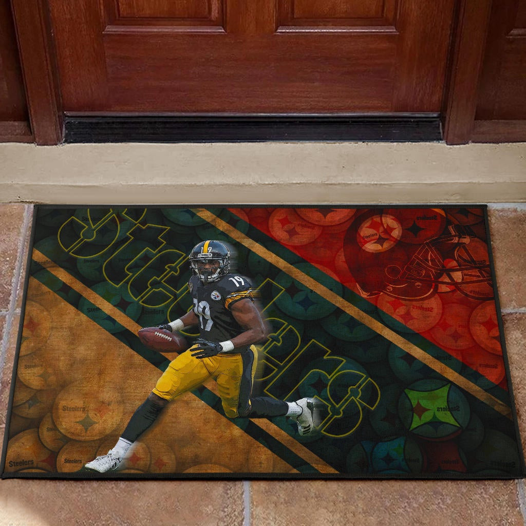 Pittsburgh Steelers American Football JuJu Smith-Schuster 19 Running Minimal Helmet Rubber Doormat Home Decor